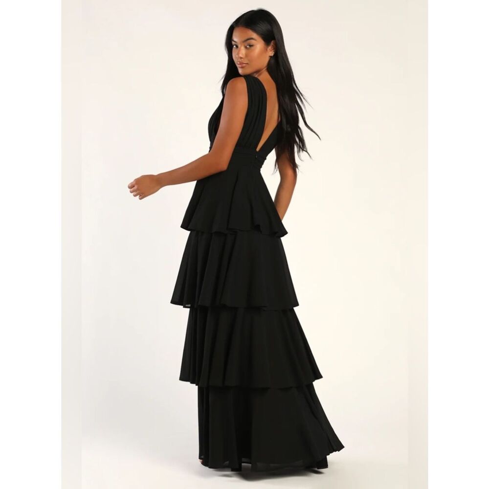 Lulus Amazing Evening Black Tiered Maxi Dress Size L NWT - Picture 2 of 13